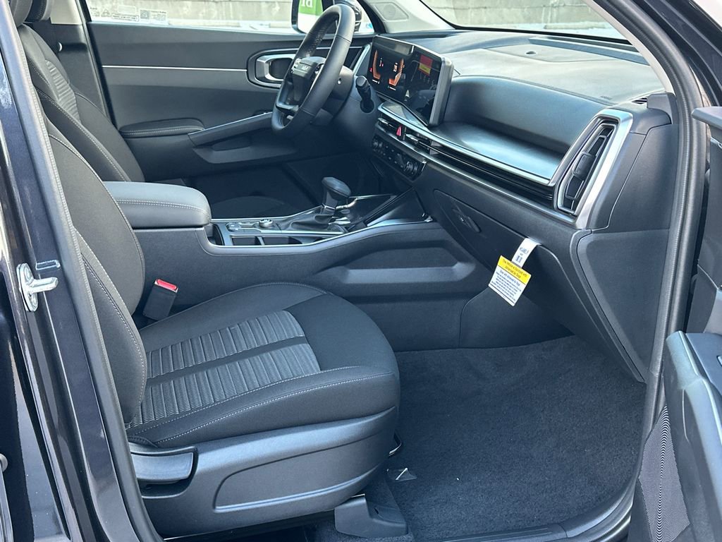 New 2026 Kia Sorento LX image 11