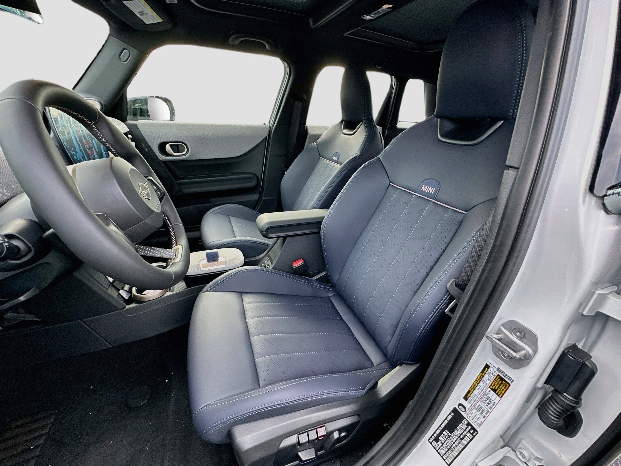 New 2026 MINI Cooper 4-Door Hardtop FWD image 14