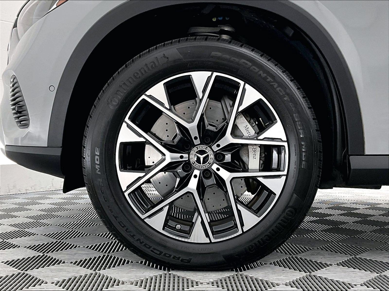 Certified 2025 Mercedes-Benz GLC 350e 4MATIC image 8