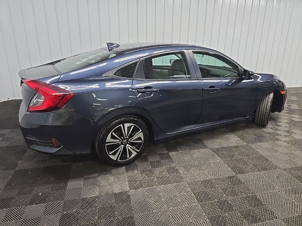 Used 2016 Honda Civic EX-T image 3