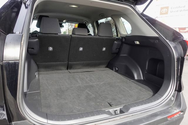 Certified 2024 Toyota RAV4 LE image 31