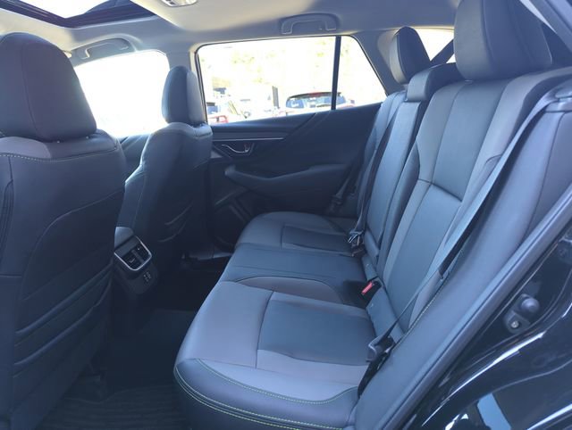 Used 2025 Subaru Outback Onyx Edition image 29
