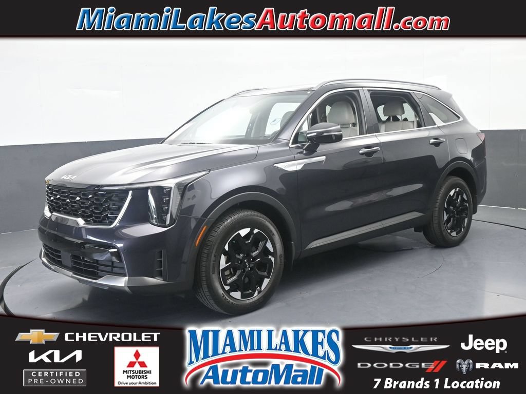 Used 2025 Kia Sorento S w/ Panoramic Sunroof Package