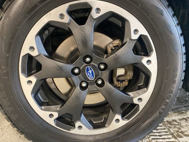 Used 2021 Subaru Crosstrek 2.0i Premium image 5