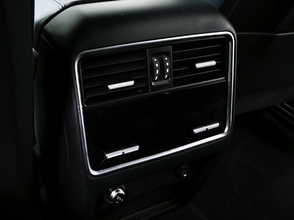 Used 2020 Porsche Cayenne E-Hybrid image 20