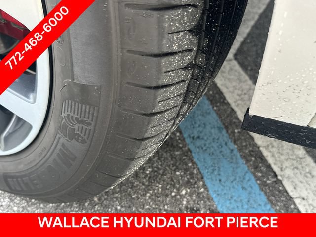 Used 2024 Cadillac XT6 Sport w/ Technology Package AWD/4WD image 13