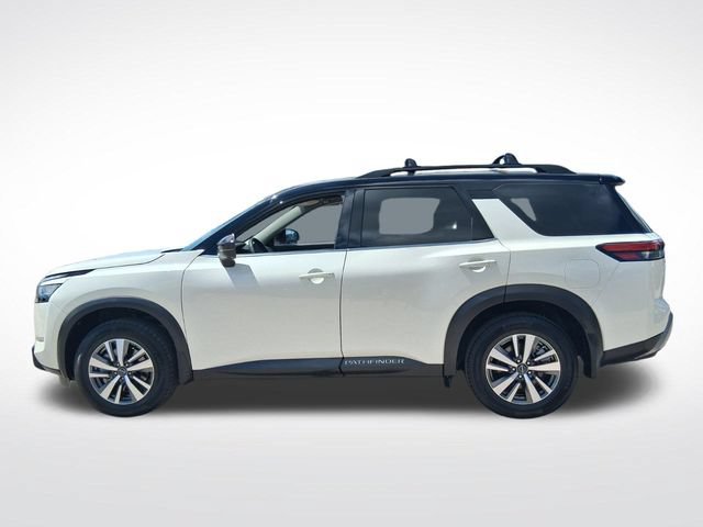 Used 2024 Nissan Pathfinder SL FWD image 6