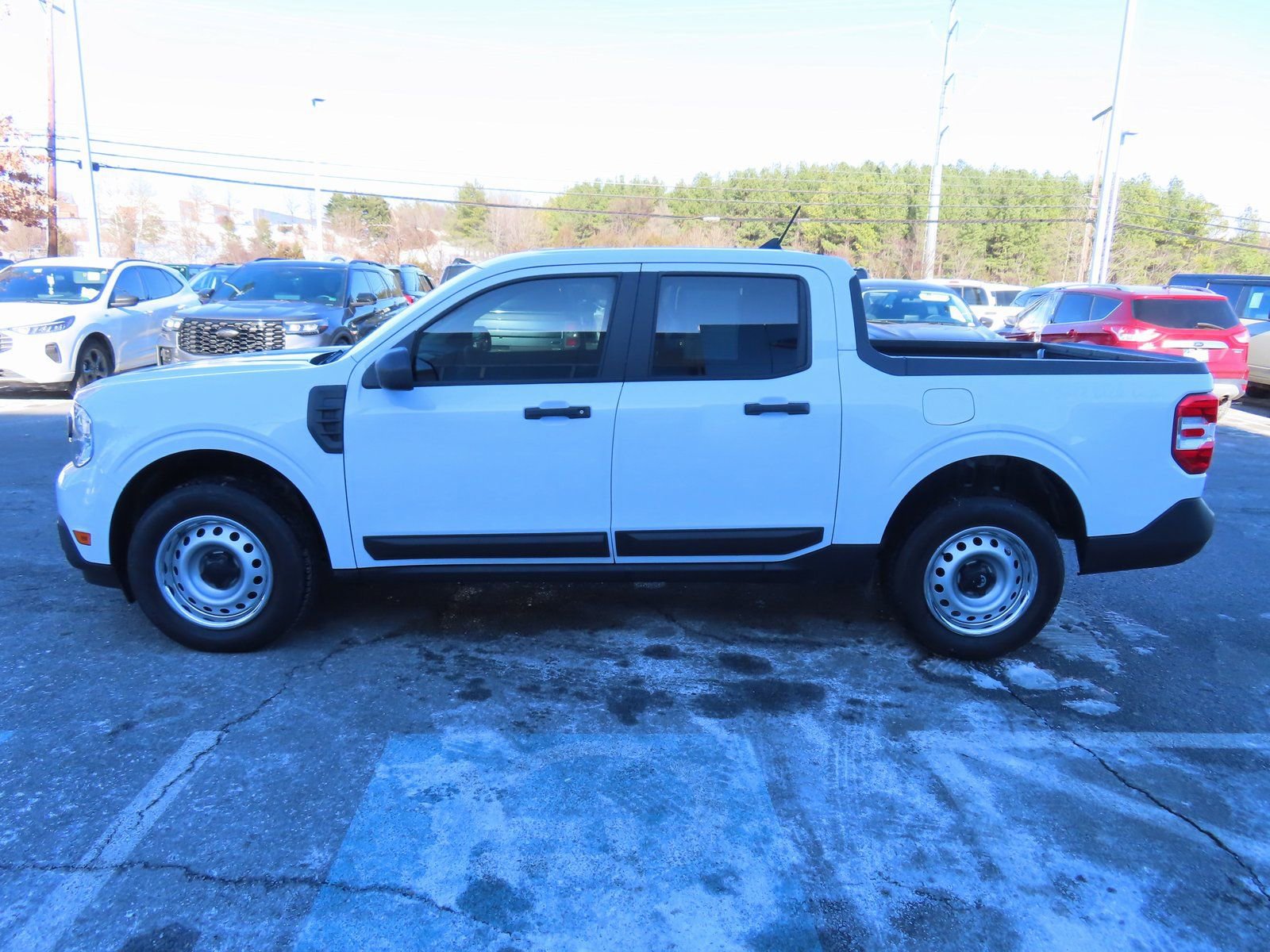 Used 2024 Ford Maverick XL image 7