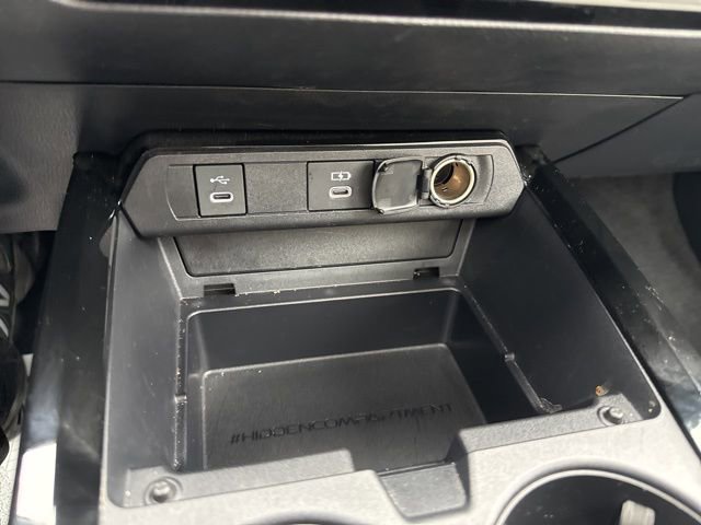 Used 2024 Toyota Prius Limited w/ Limited Premium Package image 17