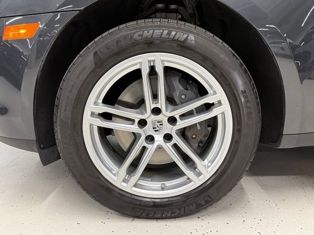 Certified 2023 Porsche Macan AWD/4WD image 11