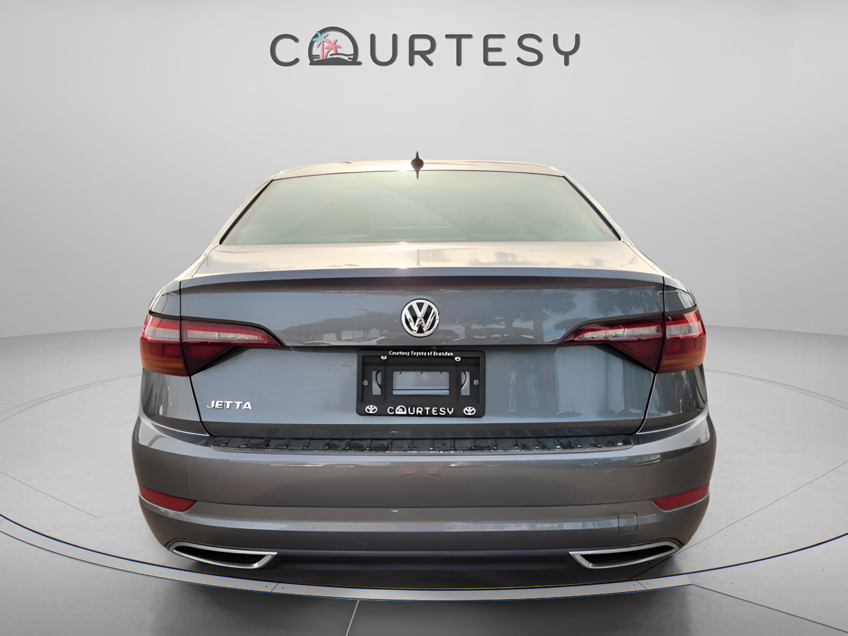 Used 2019 Volkswagen Jetta R-Line image 4