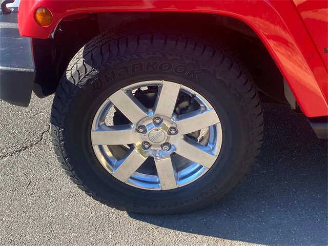 Used 2013 Jeep Wrangler Unlimited Sahara image 6