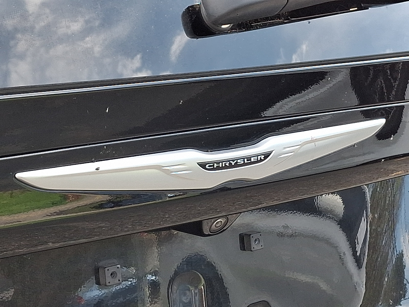 Used 2024 Chrysler Voyager LX FWD image 30