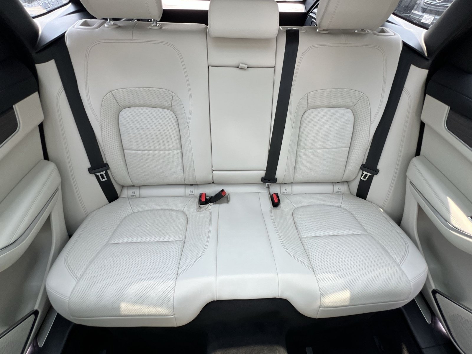 Used 2022 Jaguar F-PACE S AWD/4WD image 15