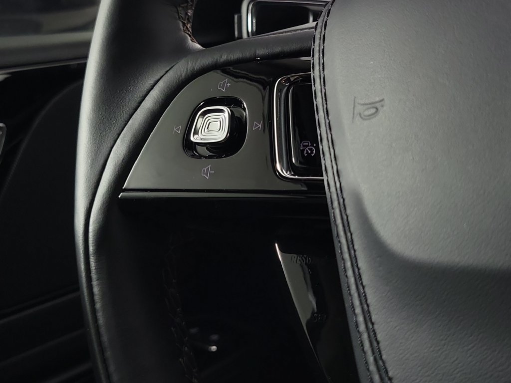 New 2026 Lincoln Aviator 2WD image 23