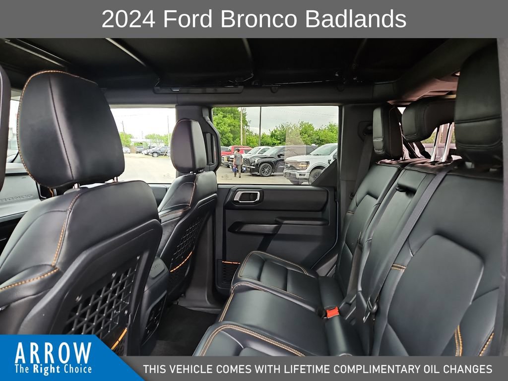 Used 2024 Ford Bronco Badlands AWD/4WD image 19