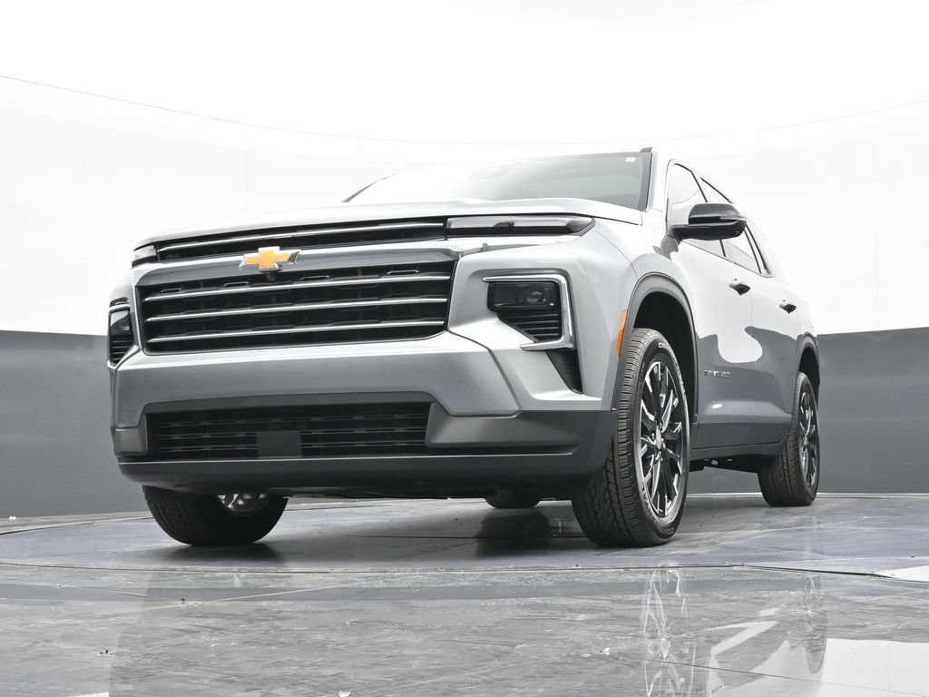 New 2026 Chevrolet Traverse LT w/ Sun and Wheel Package FWD image 47