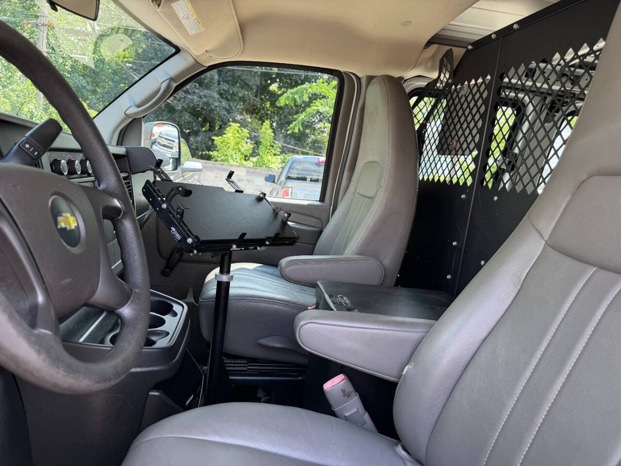 Used 2012 Chevrolet Express 2500 w/ Cold Climate Package RWD image 15