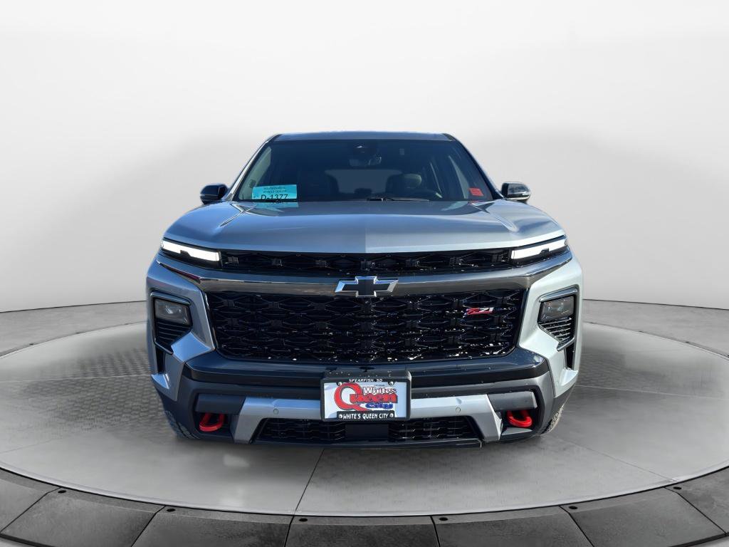 New 2026 Chevrolet Traverse Z71 w/ Enhanced Driving Package image 8