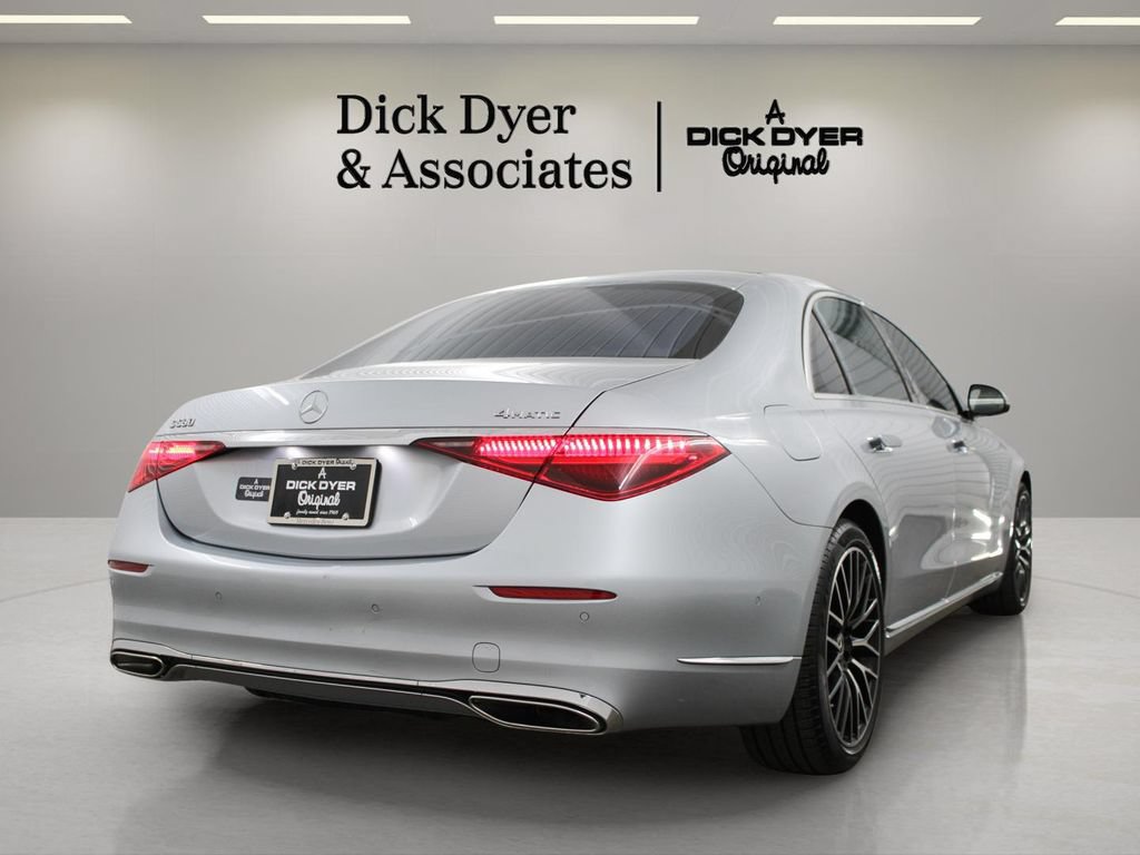 Used 2022 Mercedes-Benz S 580 4MATIC Sedan image 11
