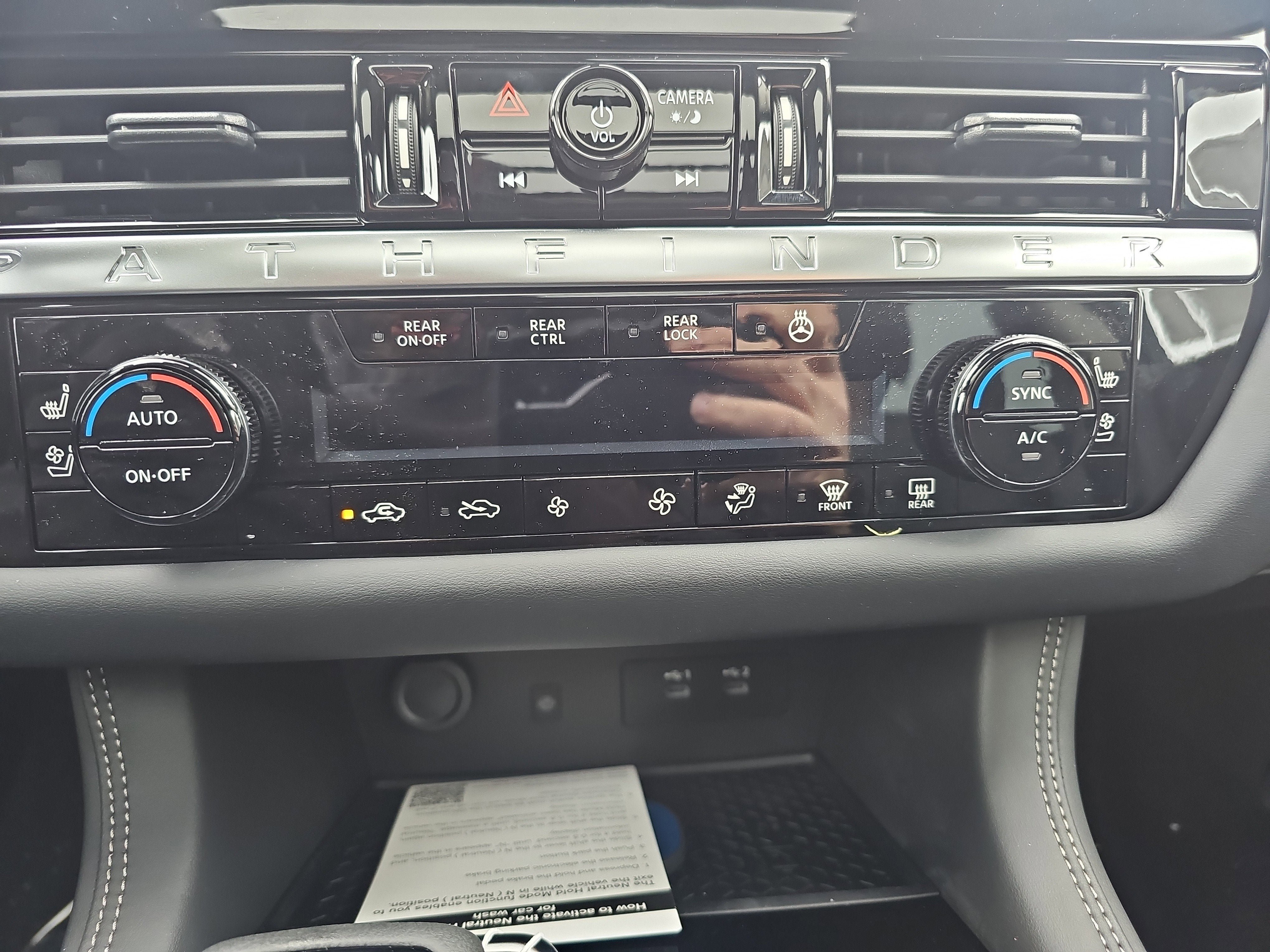 New 2026 Nissan Pathfinder Platinum AWD/4WD image 29