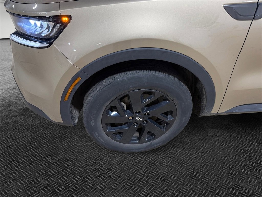 Certified 2021 Kia Sorento S image 9