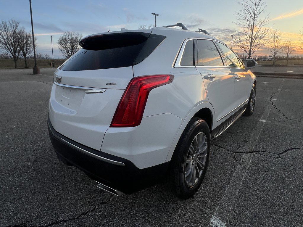 Used 2018 Cadillac XT5 Luxury image 5