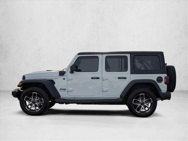 Used 2025 Jeep Wrangler Sport S w/ Convenience Group image 9