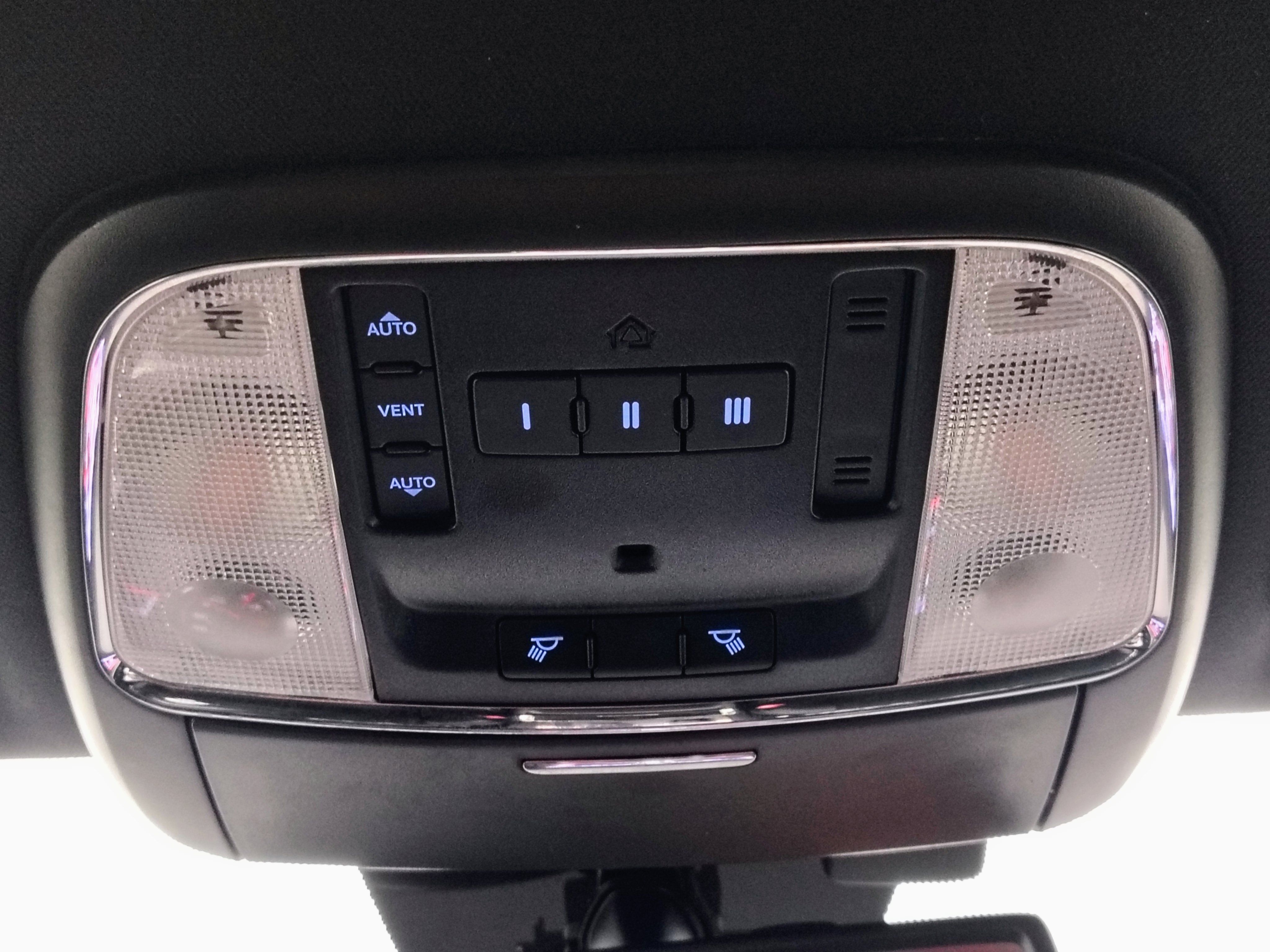 Used 2012 Dodge Charger SRT8 w/ Driver Confidence Group RWD image 34