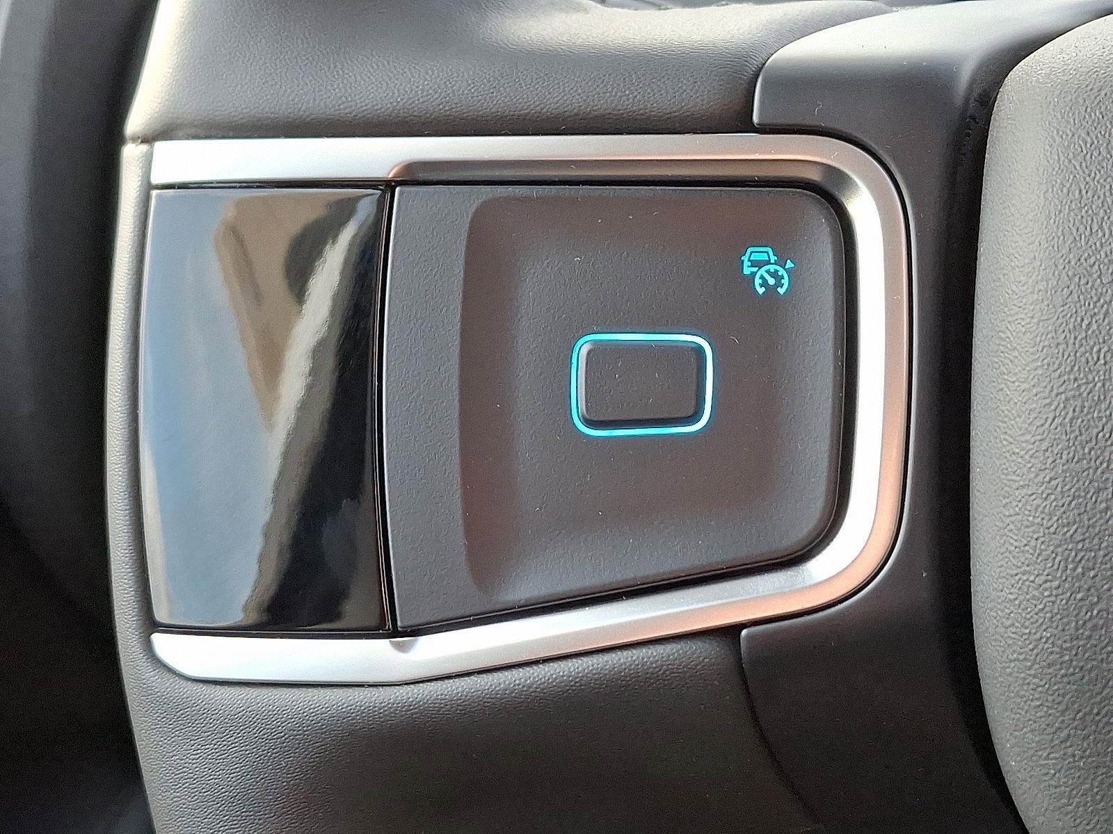 New 2025 Ford Expedition Active image 15