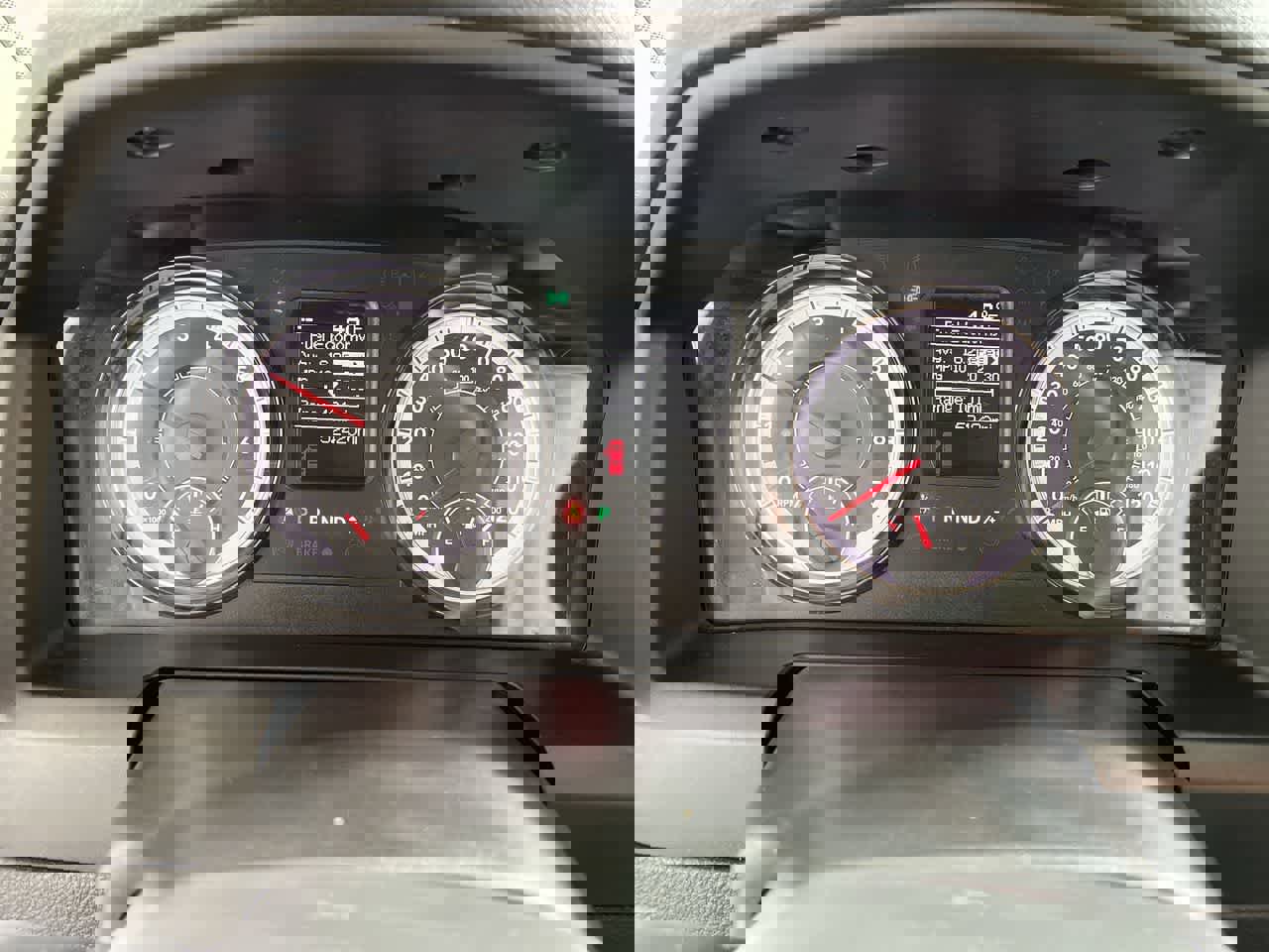 Used 2024 RAM 1500 Classic SLT image 17