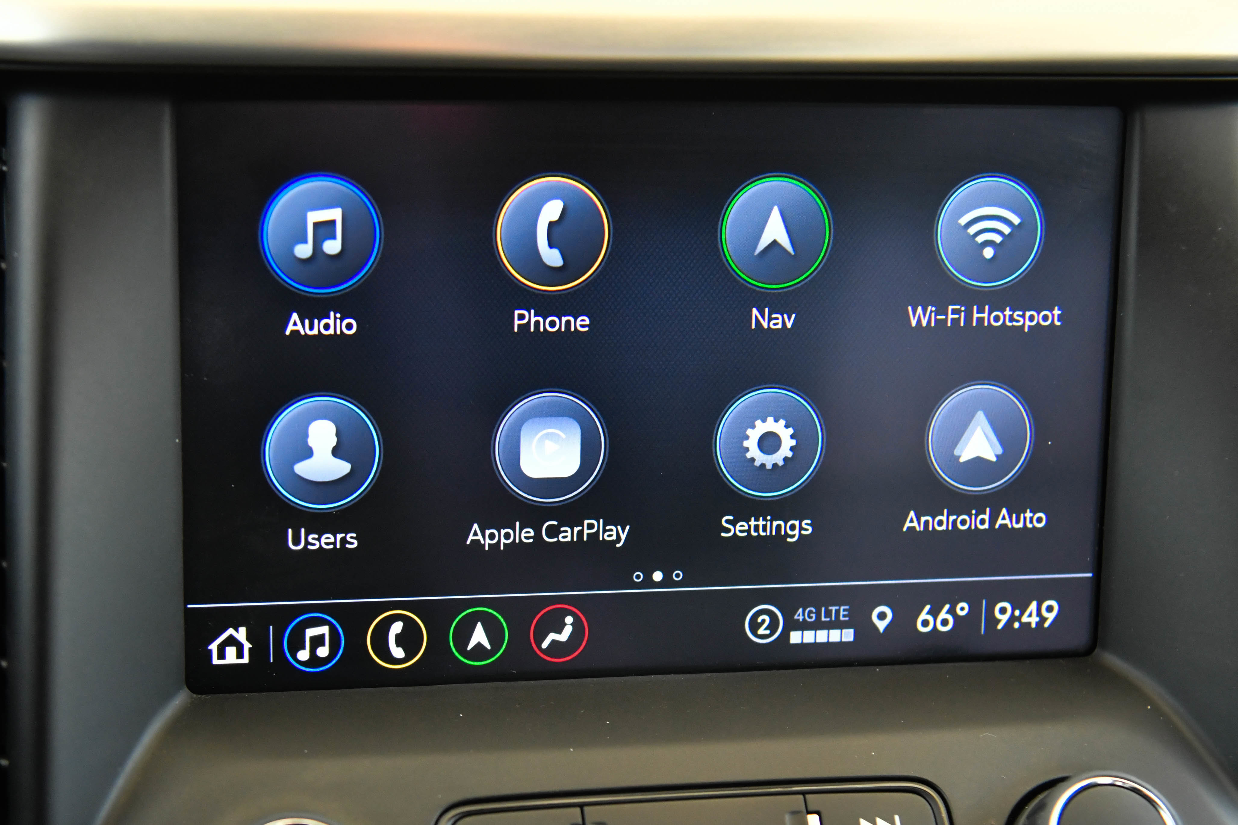 Used 2023 GMC Acadia SLT image 21