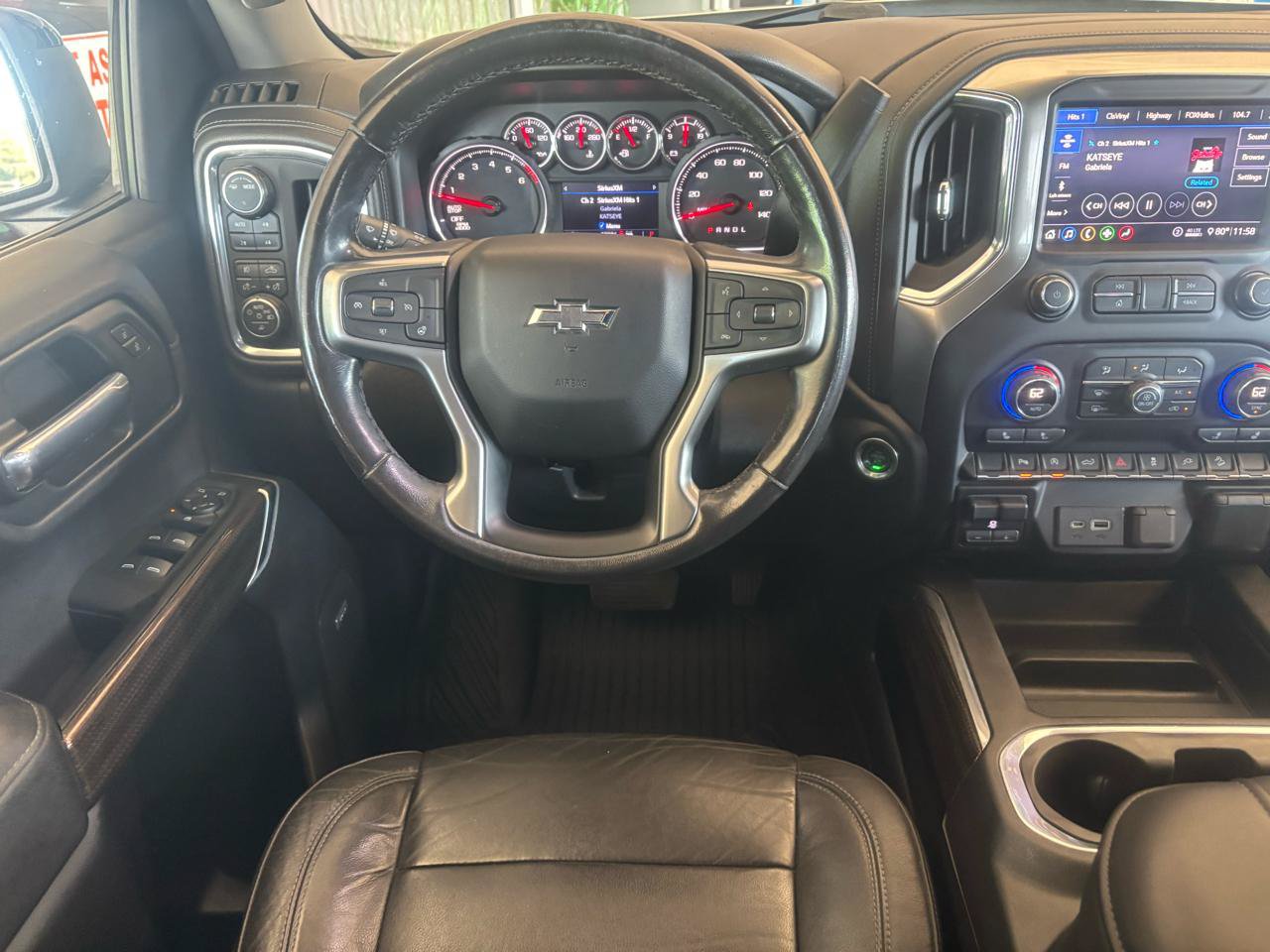 Used 2020 Chevrolet Silverado 1500 LT Trail Boss AWD/4WD image 11