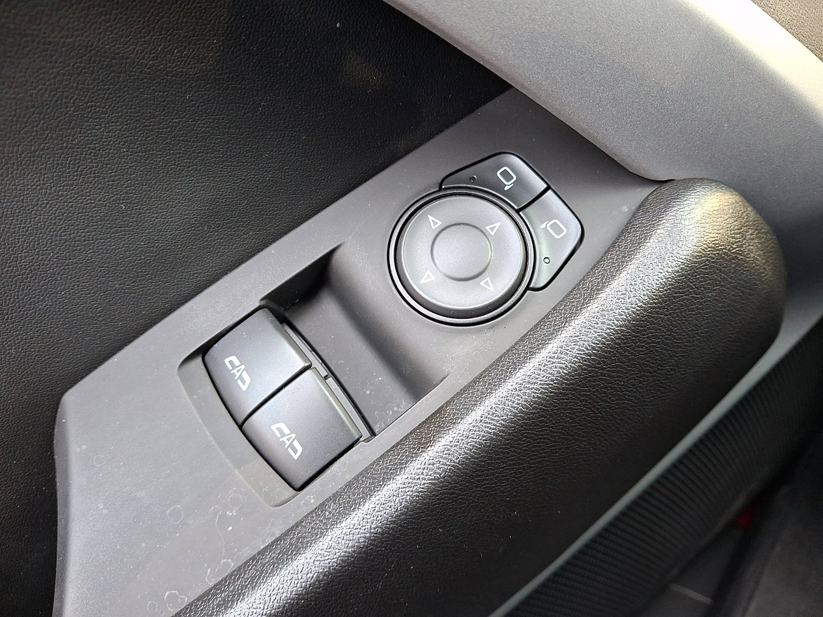 Certified 2021 Chevrolet Camaro LT image 26