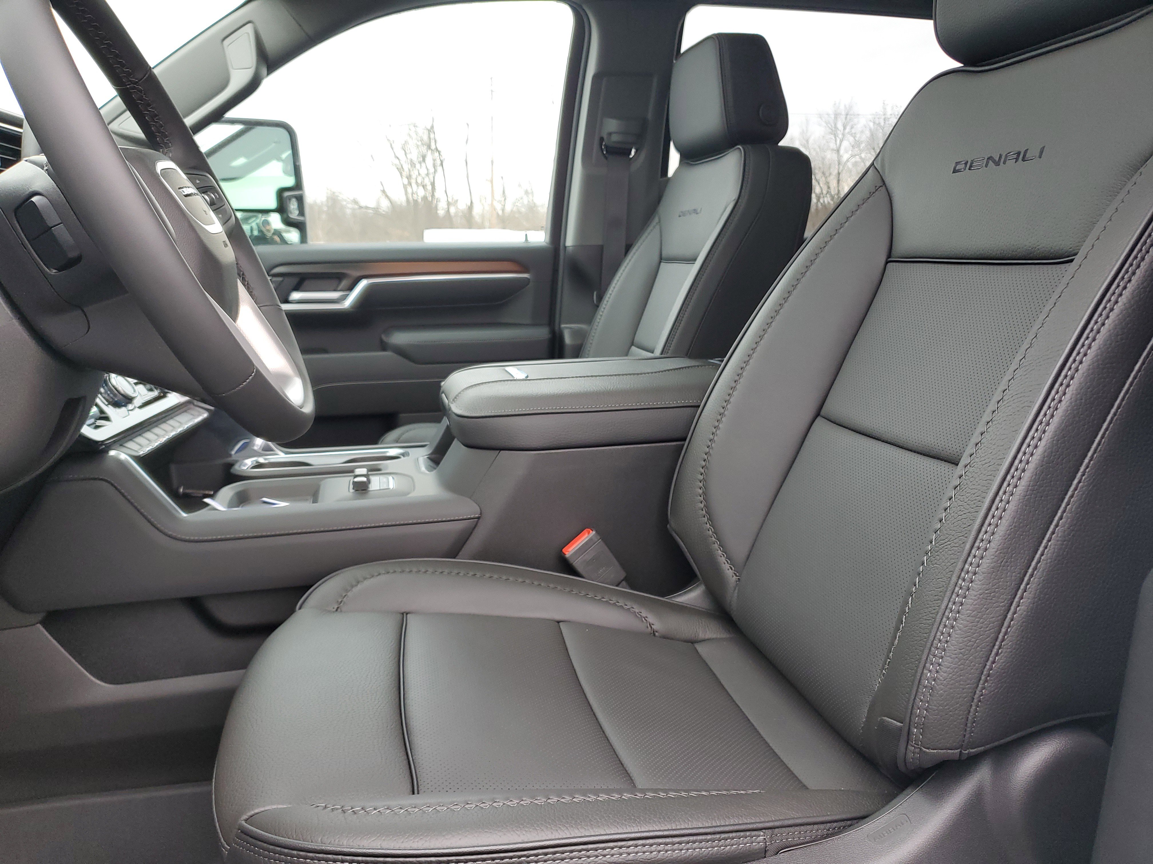 New 2026 GMC Sierra 2500 Denali w/ Denali Reserve Package image 27