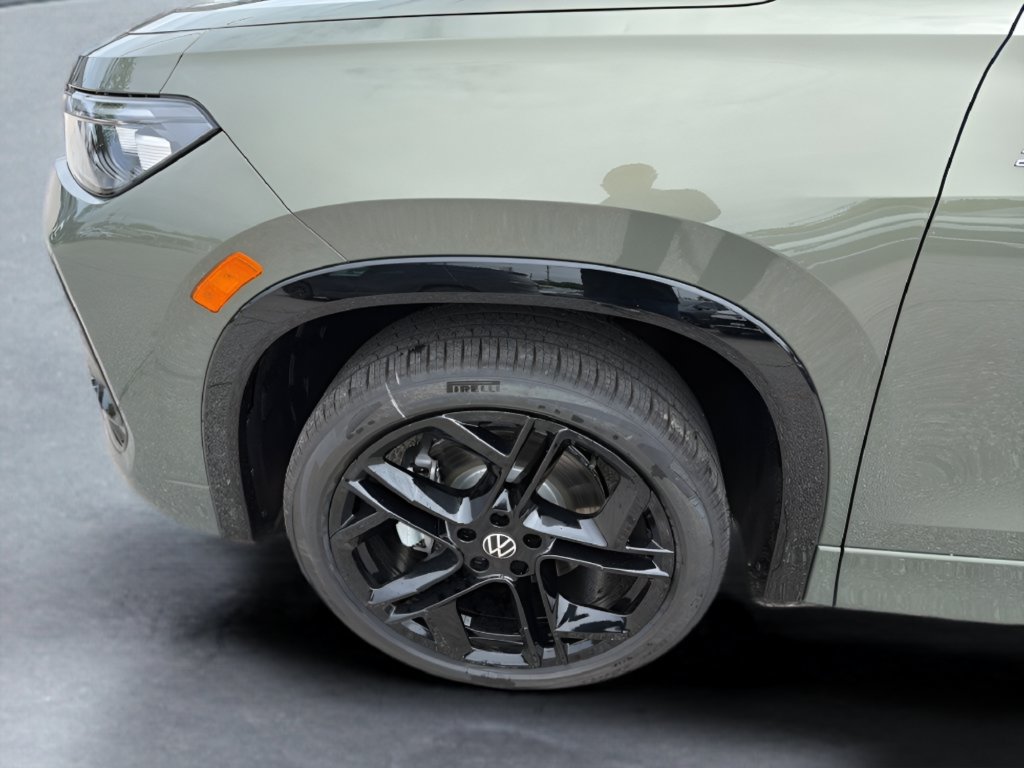 New 2026 Volkswagen Tiguan SE R-Line AWD/4WD image 33