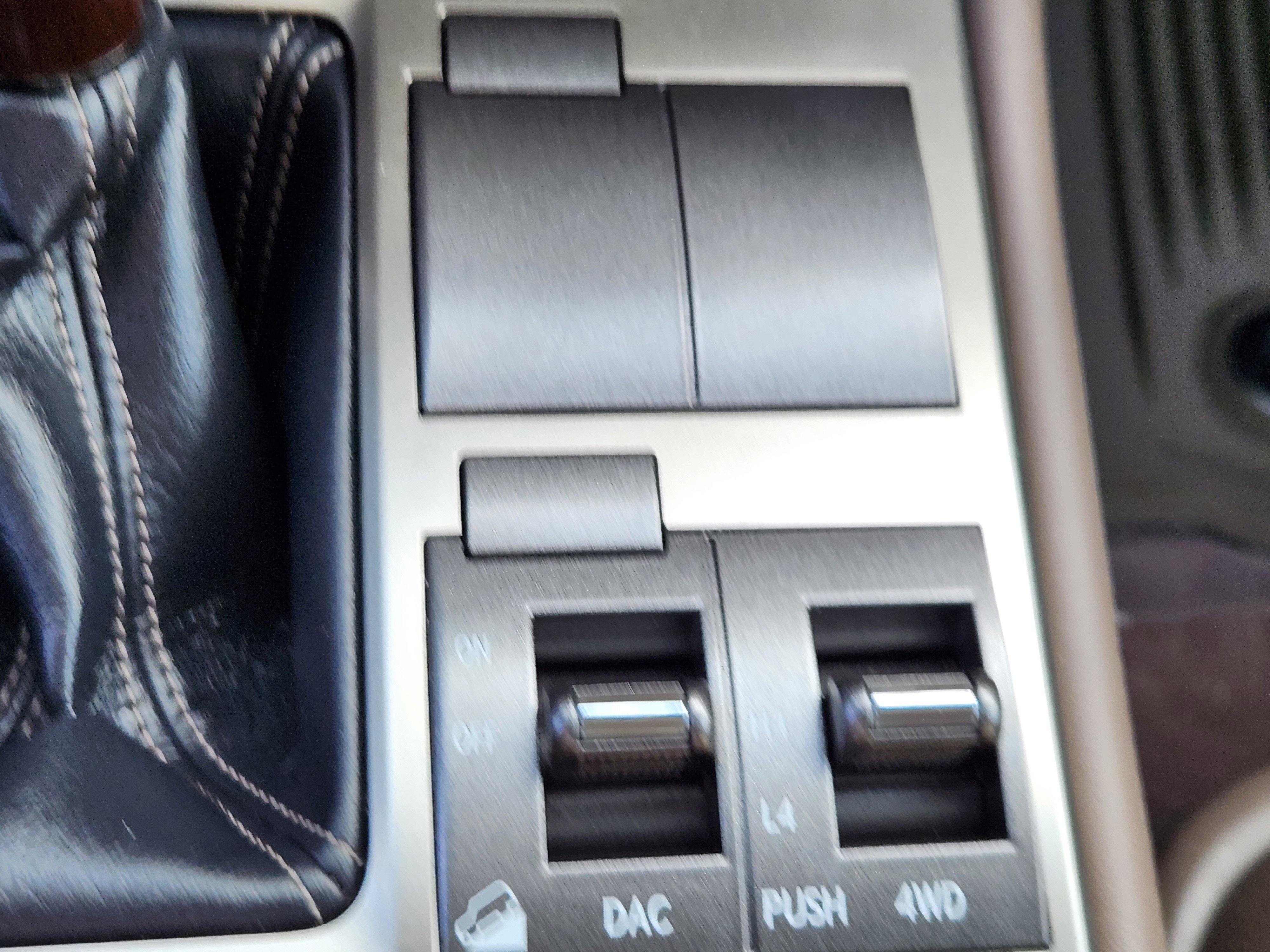 Used 2019 Lexus GX 460 image 24