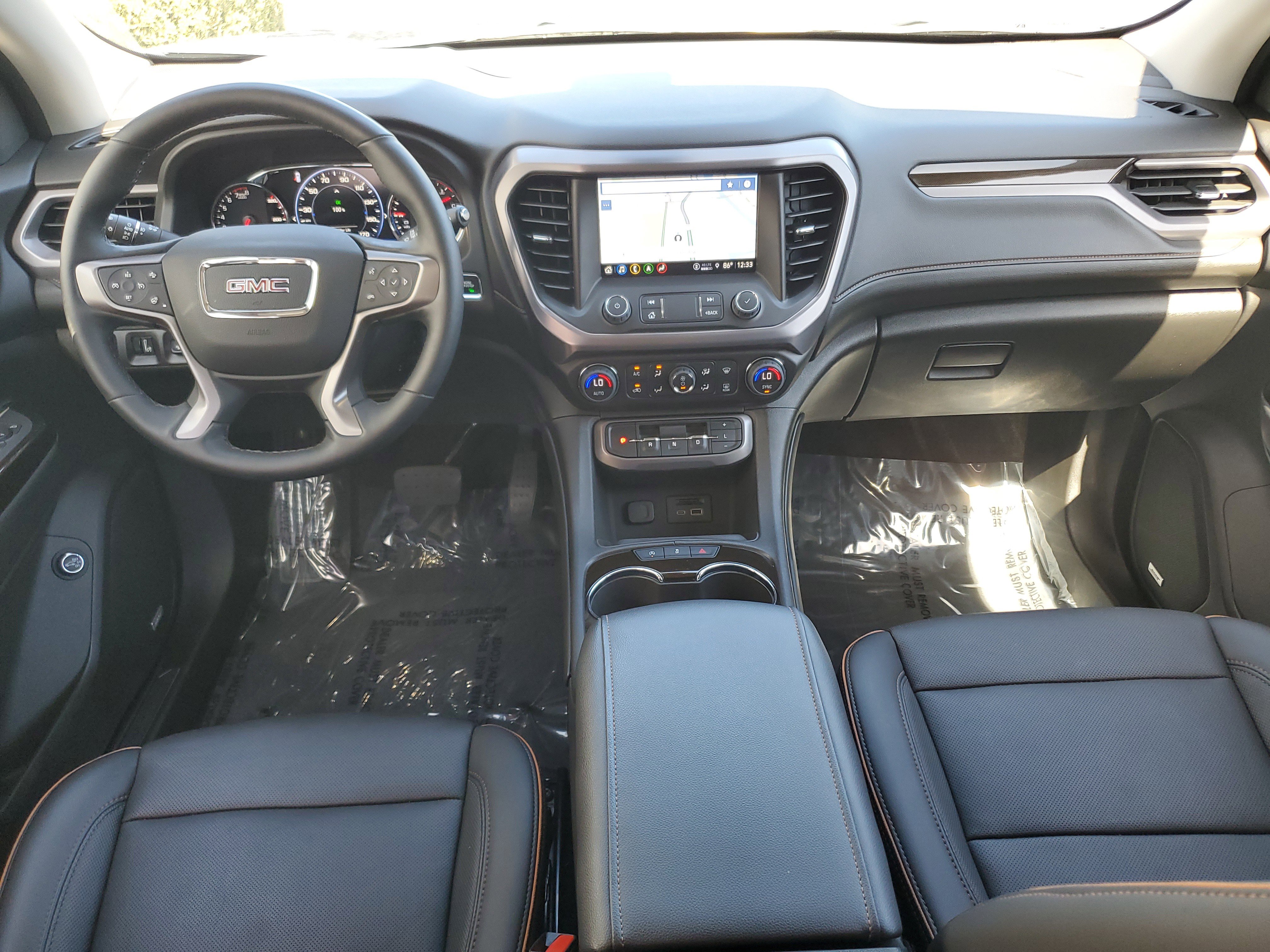 Used 2023 GMC Acadia AT4 w/ Technology Package image 18