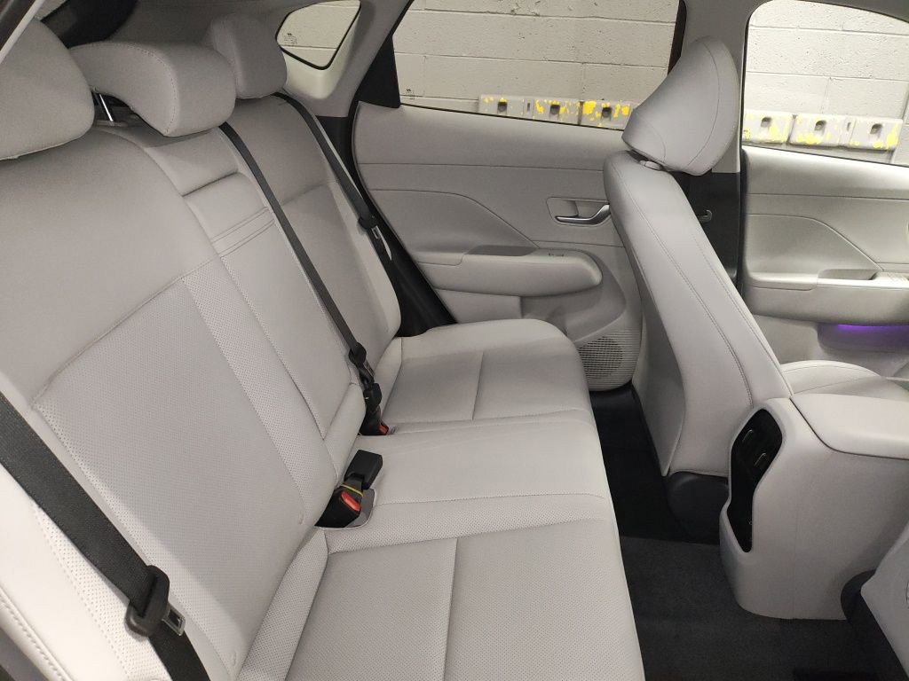 Used 2024 Hyundai Kona Limited image 12