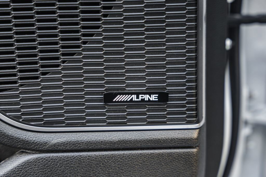 Used 2023 Jeep Grand Cherokee 4WD 4xe image 40