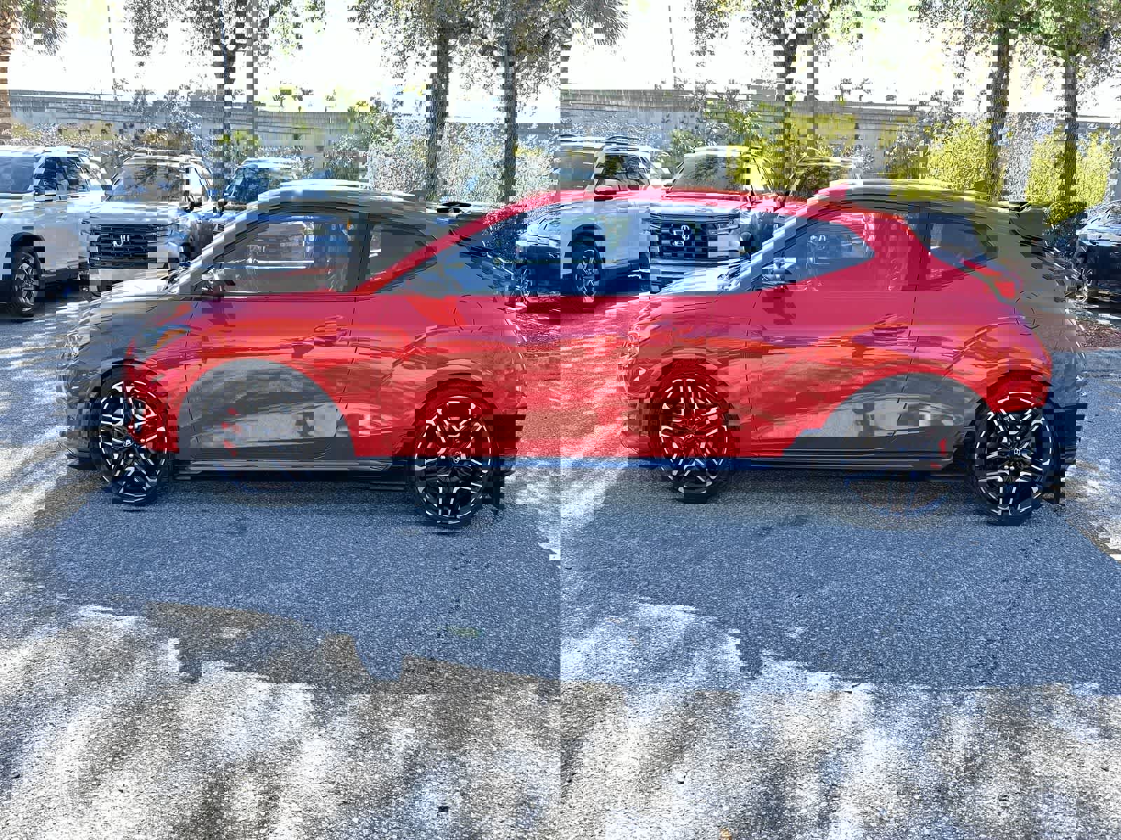 Used 2022 Hyundai Veloster N image 3