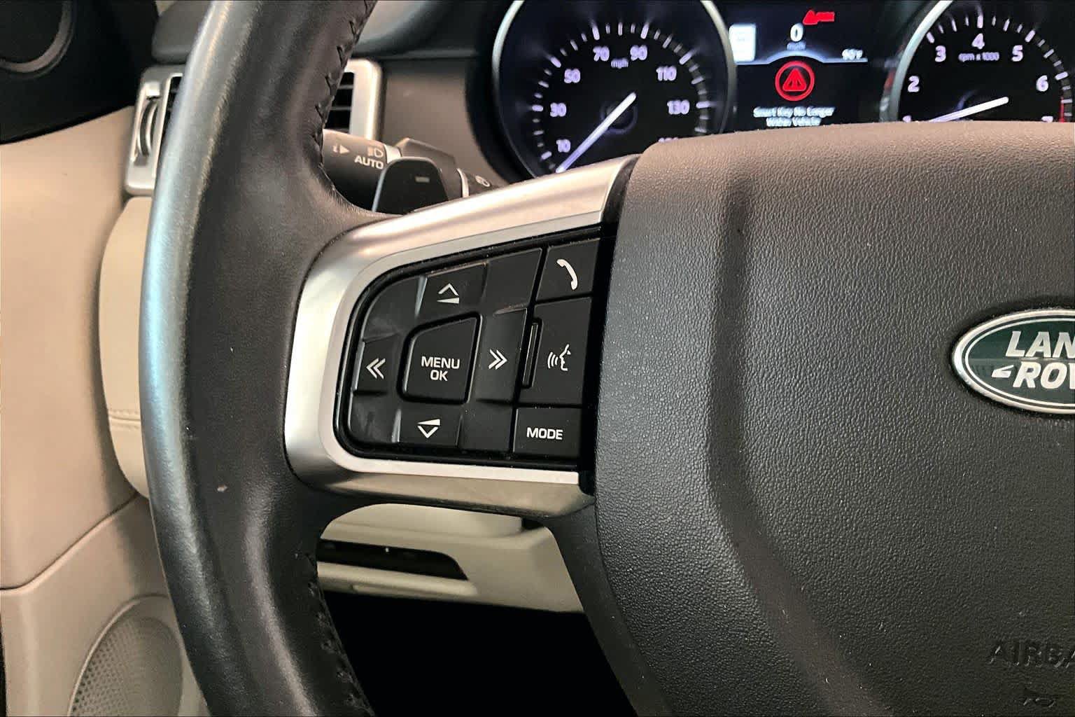 Used 2017 Land Rover Discovery Sport HSE AWD/4WD image 22