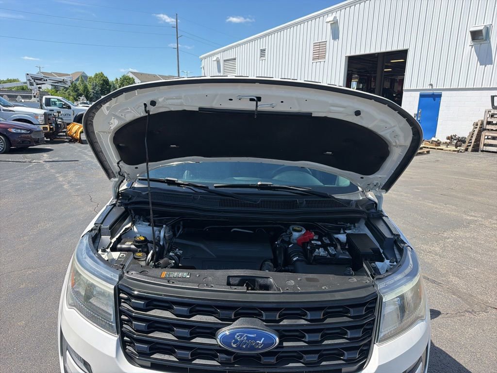 Used 2017 Ford Explorer Sport AWD/4WD image 28