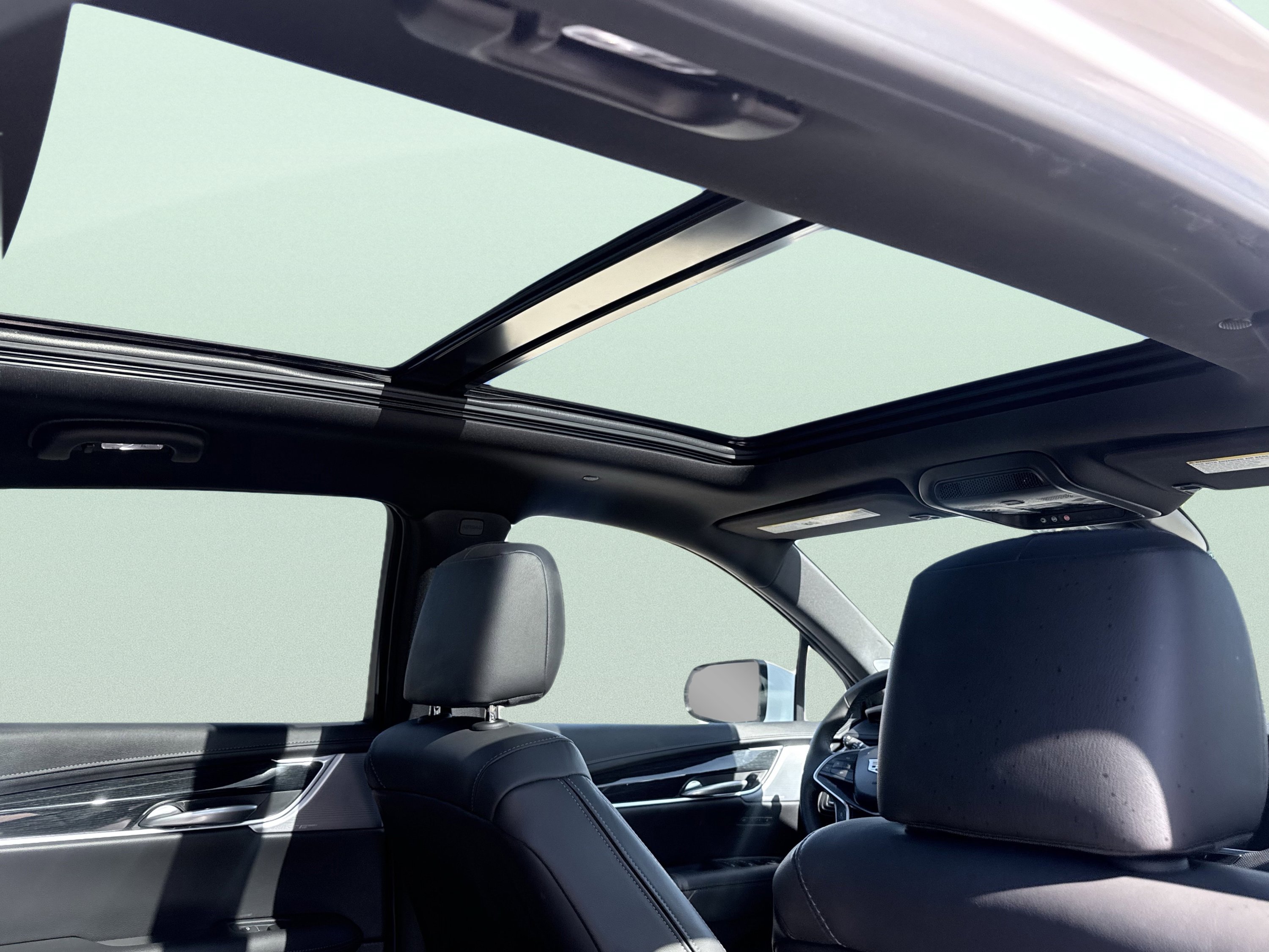 Used 2025 Cadillac XT5 Premium Luxury image 39