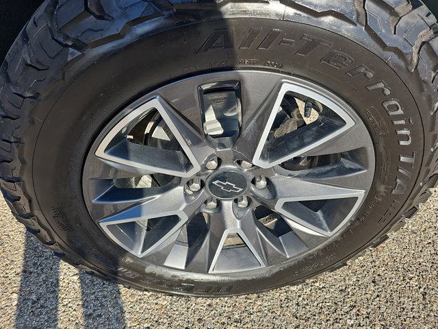 Used 2021 Chevrolet Tahoe Z71 image 35