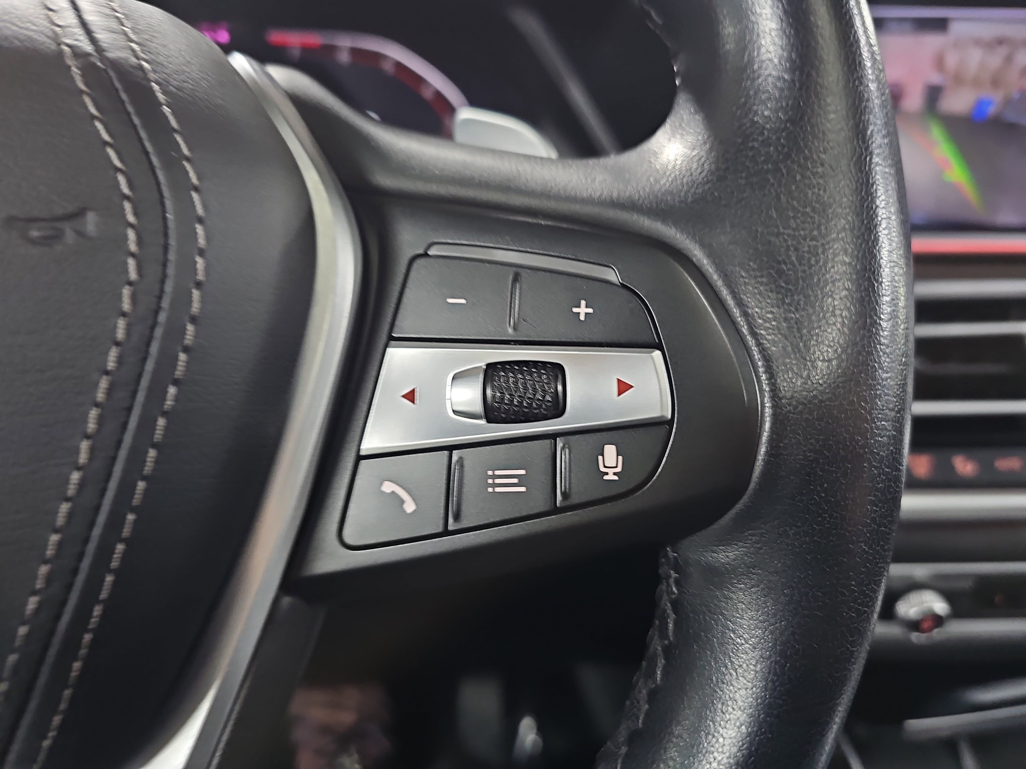 Used 2020 BMW X5 xDrive40i w/ Premium Package image 20