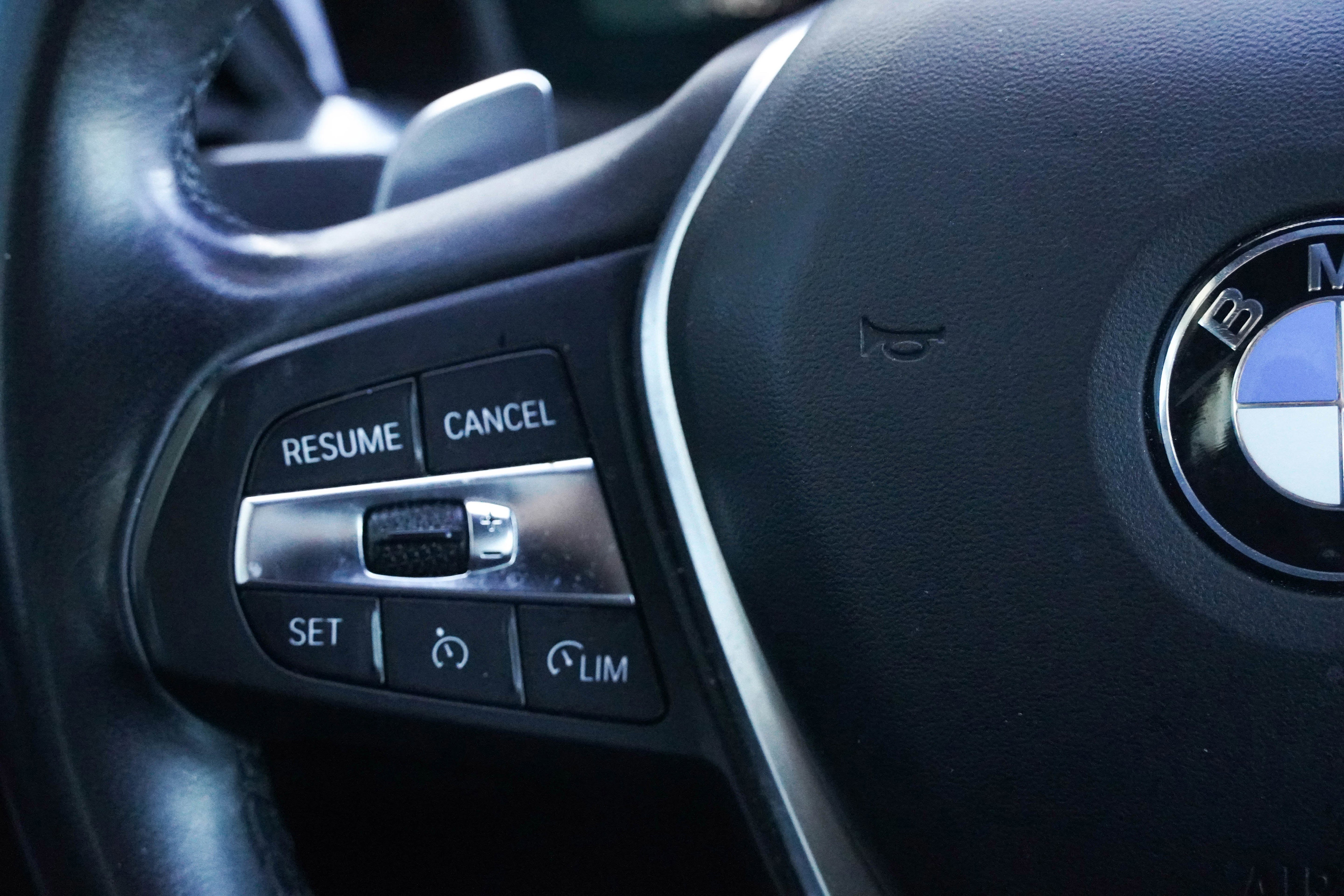 Used 2020 BMW 330i Sedan w/ Convenience Package image 21