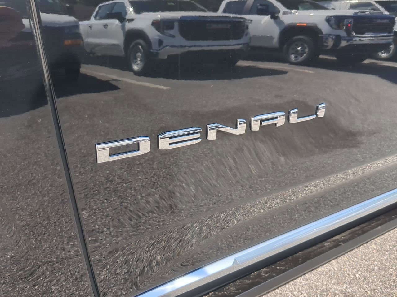New 2026 GMC Yukon XL Denali w/ Denali Reserve Package AWD/4WD image 33