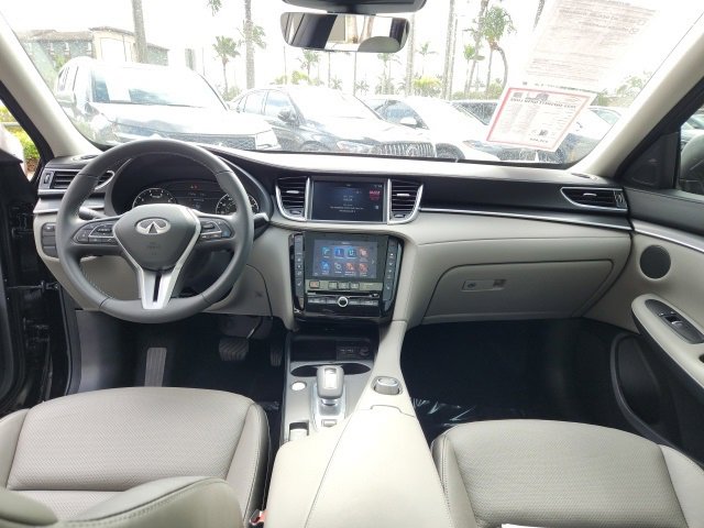 Used 2025 INFINITI QX50 Luxe image 23