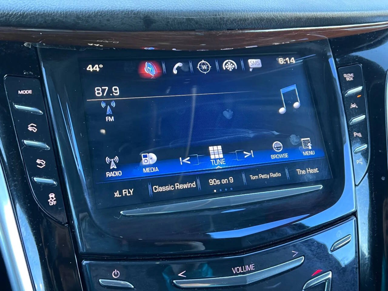 Used 2020 Cadillac Escalade Luxury AWD/4WD image 32